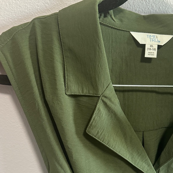 Time and Tru Forest Green Maxi Dress - Picture 8 of 13